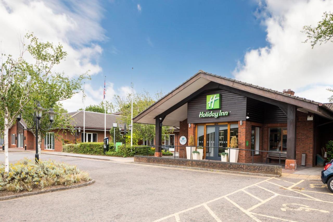 Holiday Inn Guildford By Ihg Eksteriør billede