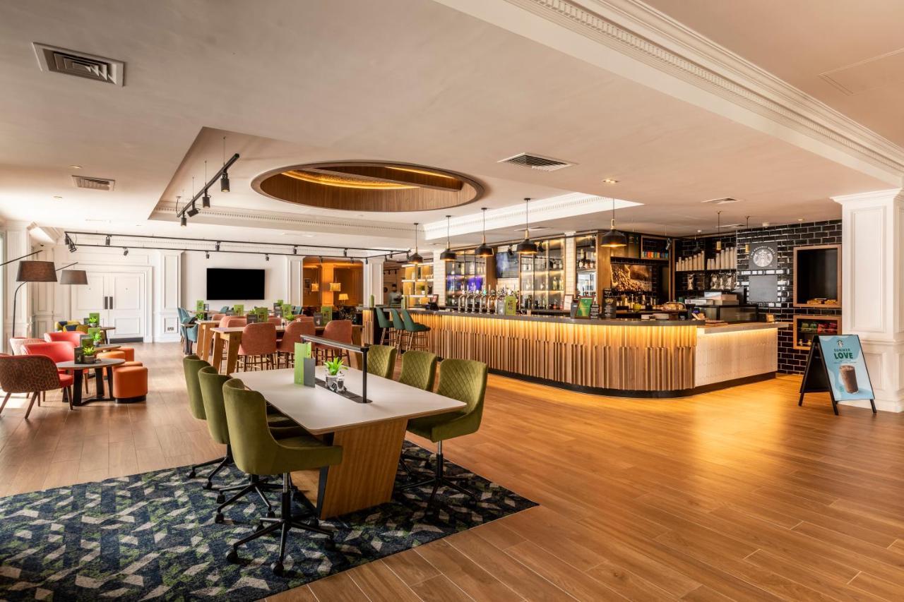 Holiday Inn Guildford By Ihg Eksteriør billede