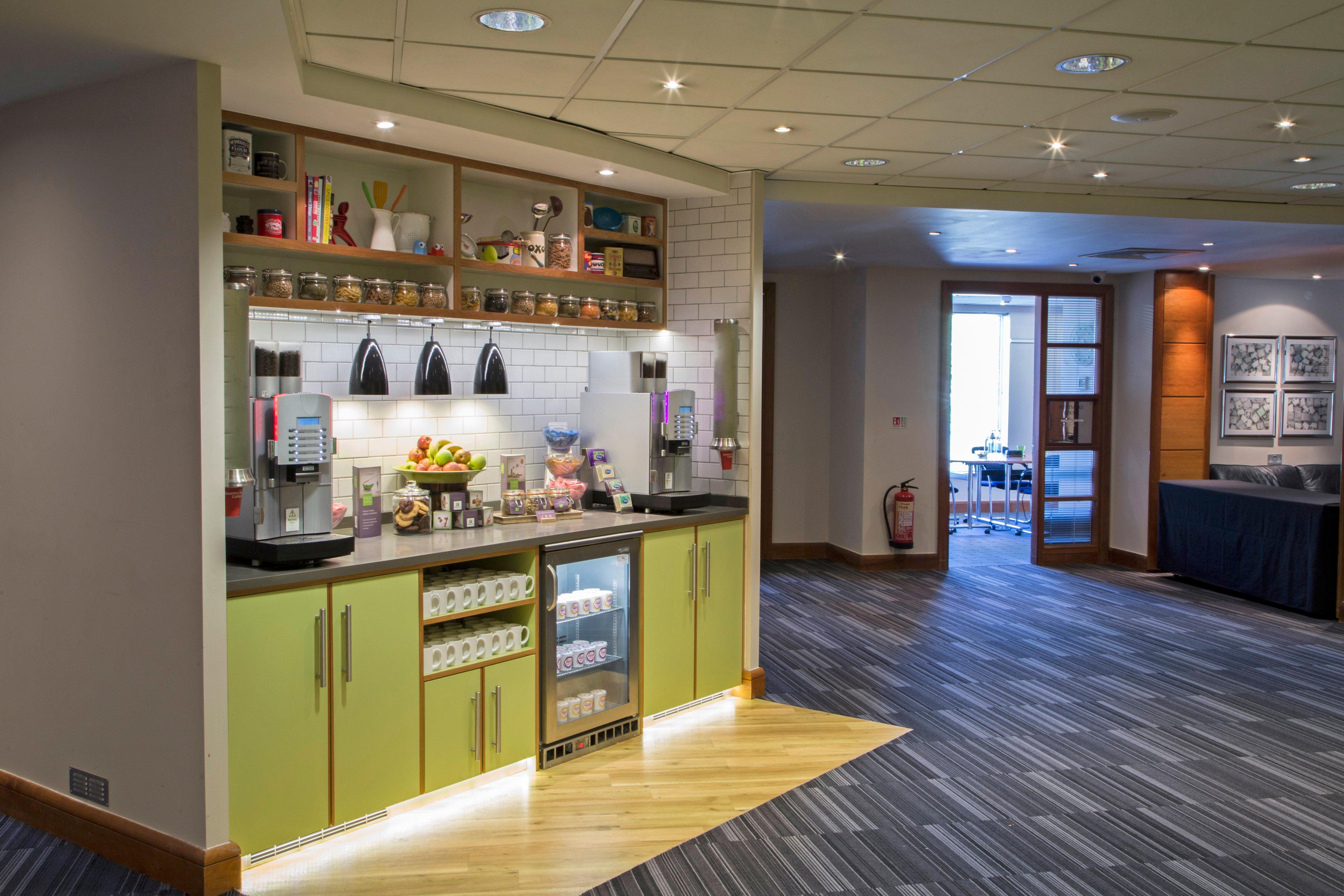 Holiday Inn Guildford By Ihg Eksteriør billede