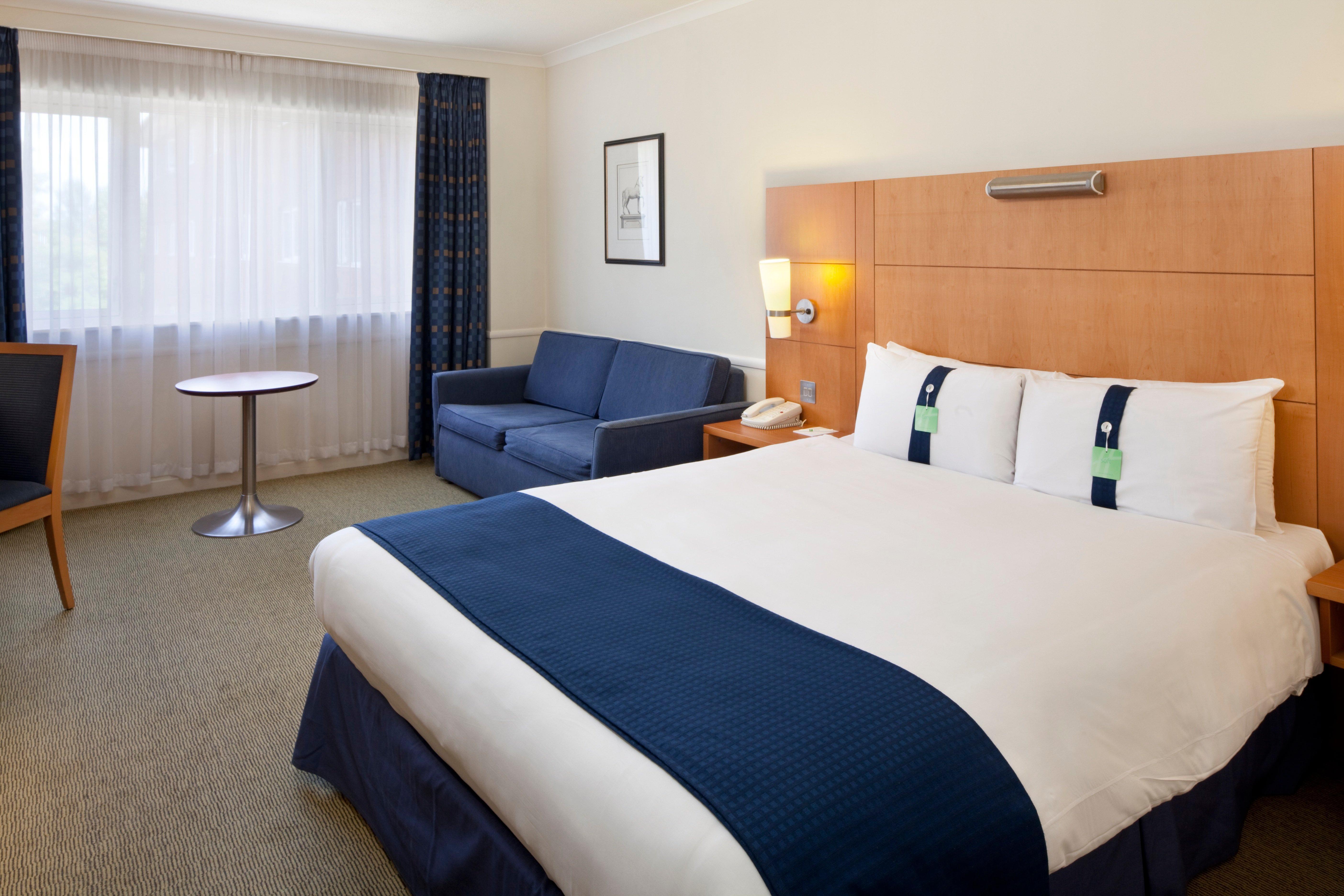 Holiday Inn Guildford By Ihg Eksteriør billede