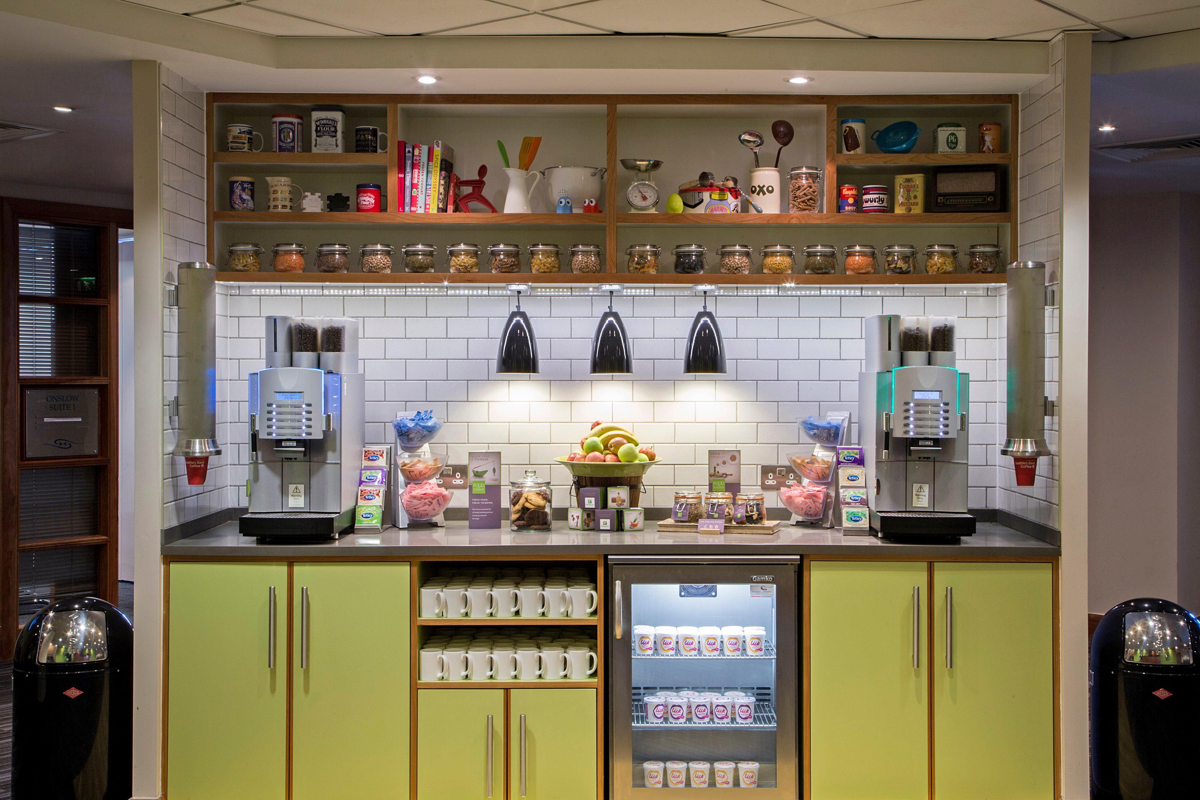 Holiday Inn Guildford By Ihg Eksteriør billede