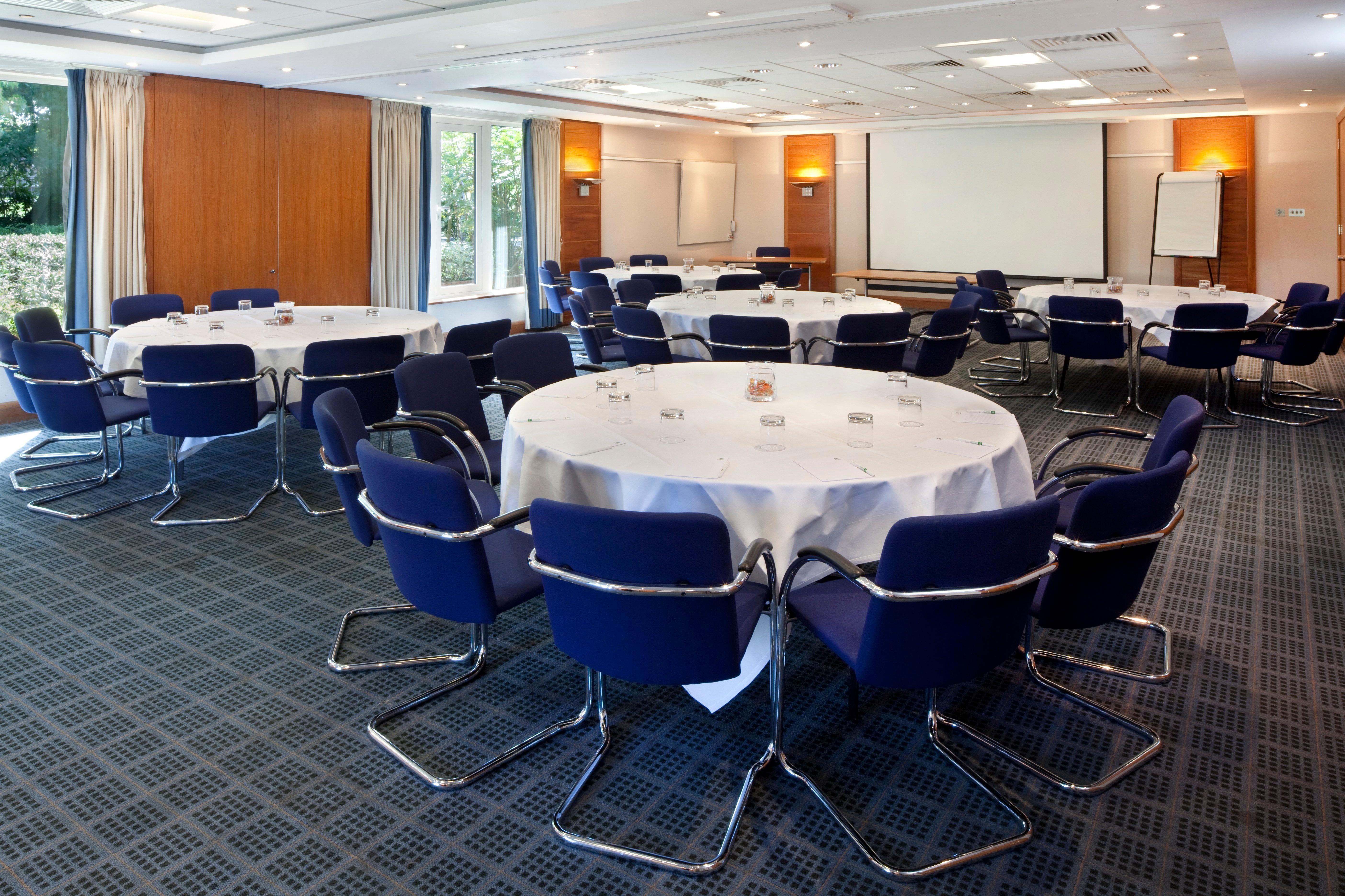 Holiday Inn Guildford By Ihg Eksteriør billede