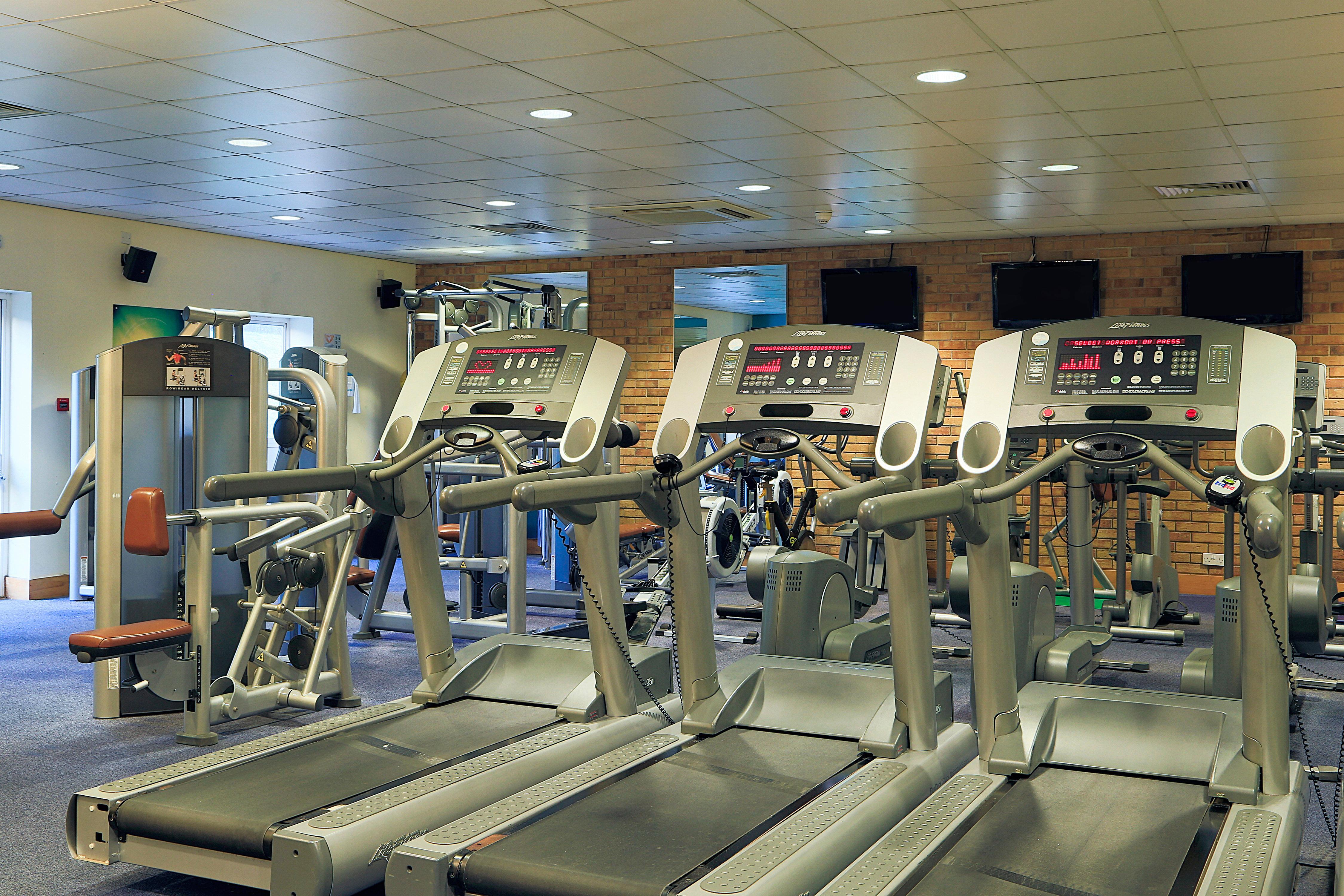 Holiday Inn Guildford By Ihg Eksteriør billede